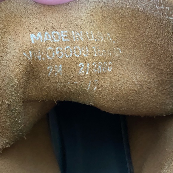 Women’s L.L. Bean Boots, 8” - Picture 8 of 10